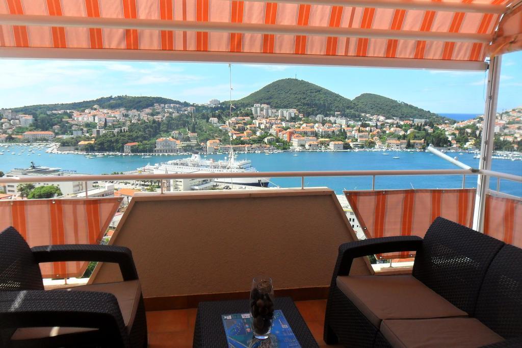 Rooms Anela With Large Common Tarrace And Beautiful Sea View Ragusa Camera foto