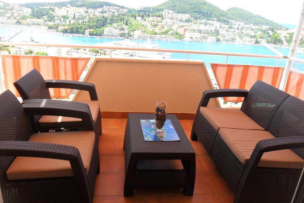 Rooms Anela With Large Common Tarrace And Beautiful Sea View Ragusa Camera foto