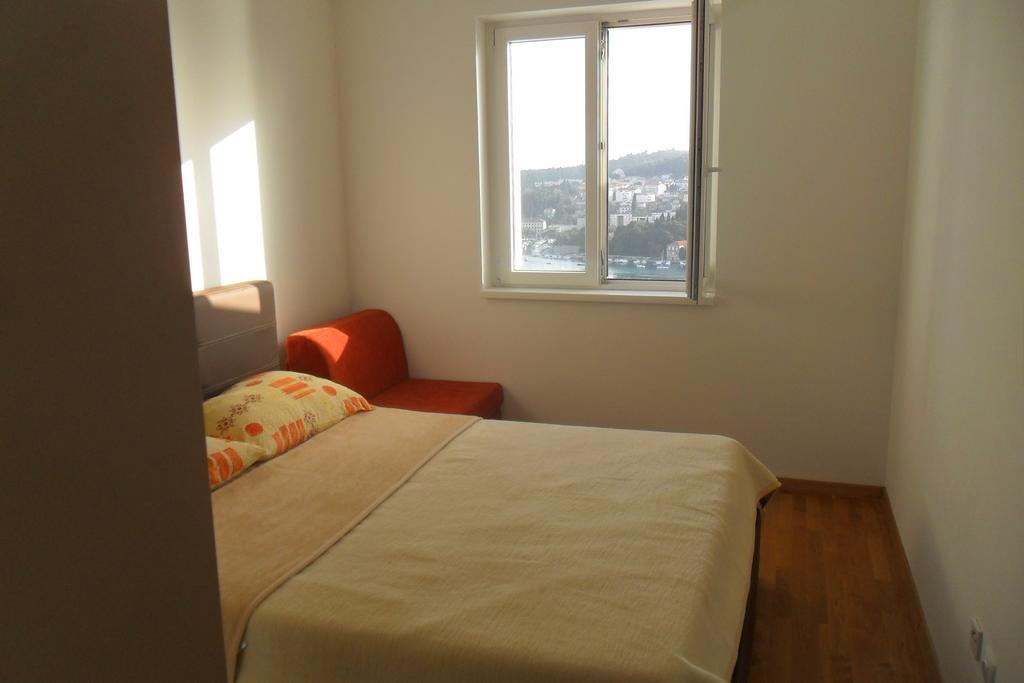Rooms Anela With Large Common Tarrace And Beautiful Sea View Ragusa Camera foto