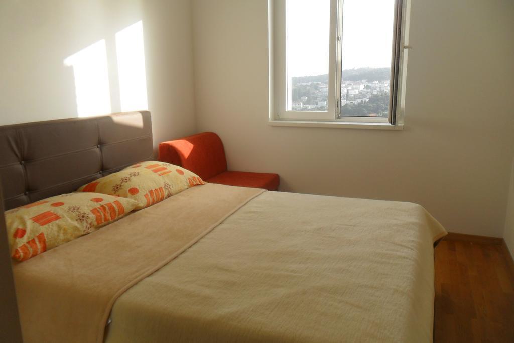 Rooms Anela With Large Common Tarrace And Beautiful Sea View Ragusa Camera foto