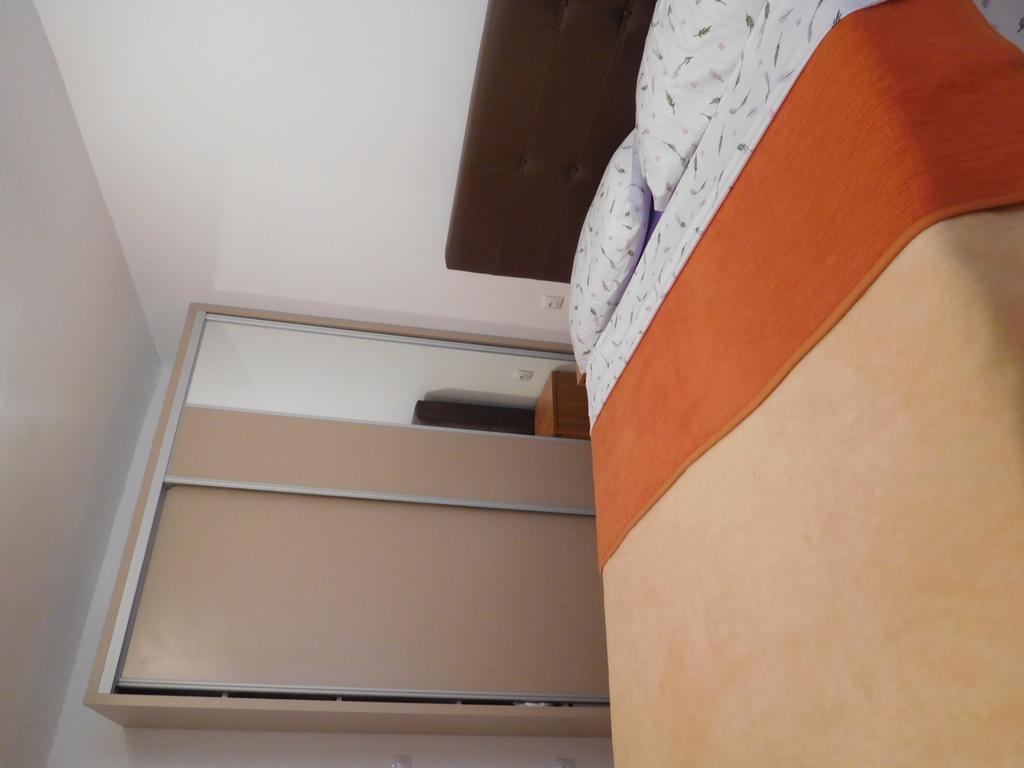 Rooms Anela With Large Common Tarrace And Beautiful Sea View Ragusa Esterno foto
