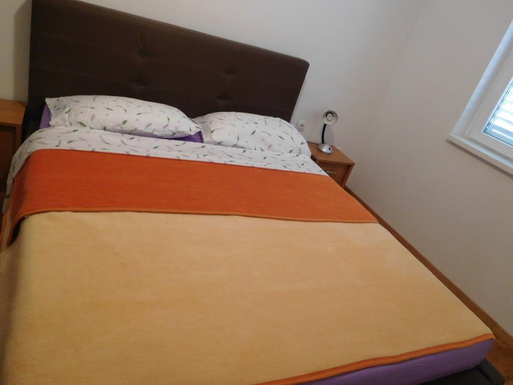 Rooms Anela With Large Common Tarrace And Beautiful Sea View Ragusa Esterno foto